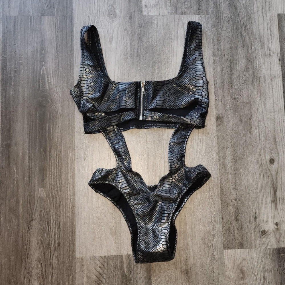 Y2K One piece swimsuit